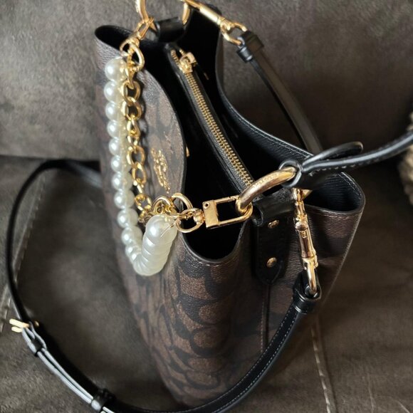 Coach Small Town Bucket Bag - Picture 4 of 8